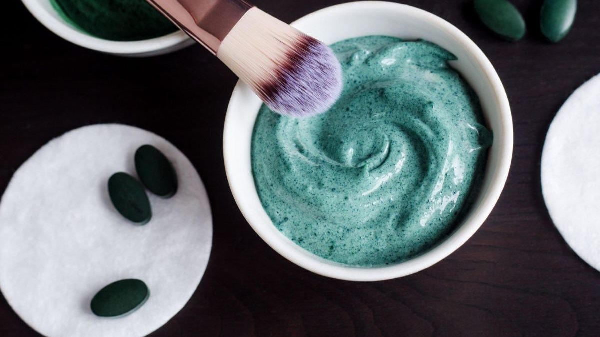 Benefits Of Green Clay For Your Skincare Routine 